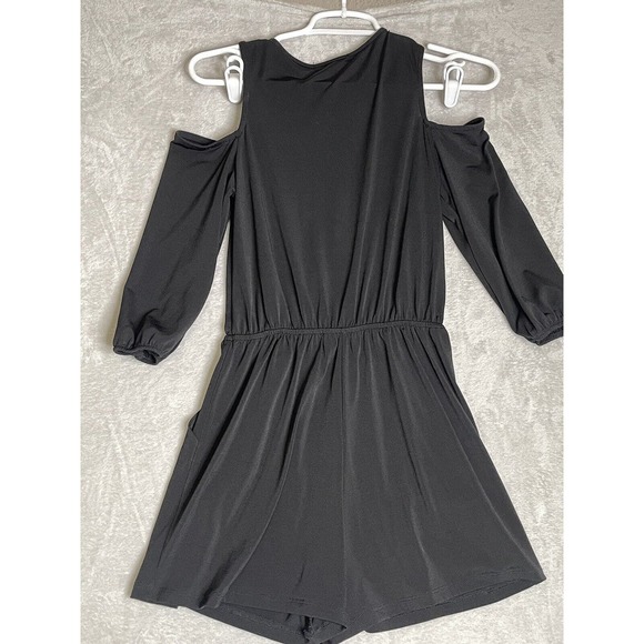 PAPER plane black cold shoulder shorts romper zip front sz Small Elastic Waist - Picture 5 of 8